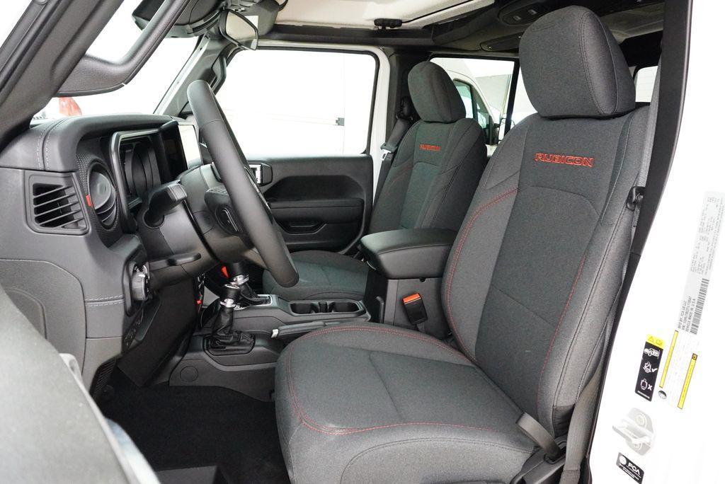 new 2026 Jeep Gladiator car, priced at $53,478