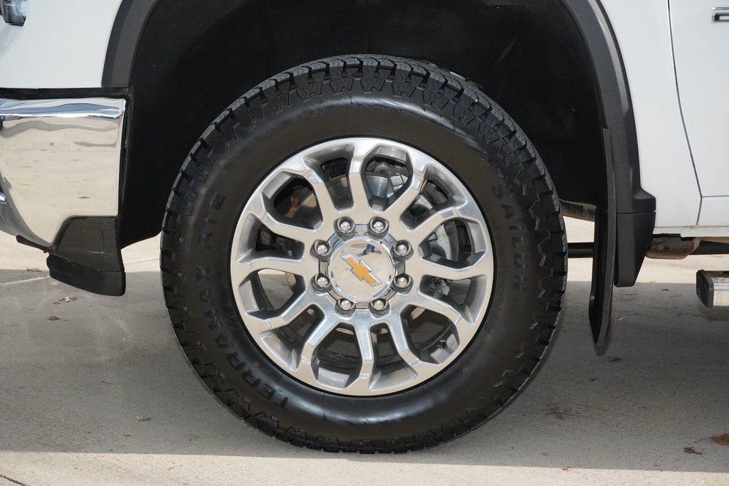 used 2025 Chevrolet Silverado 2500 car, priced at $56,999