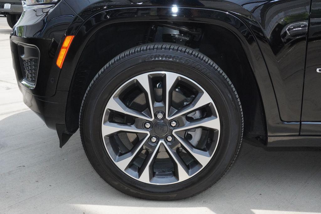 used 2024 Jeep Grand Cherokee L car, priced at $47,946