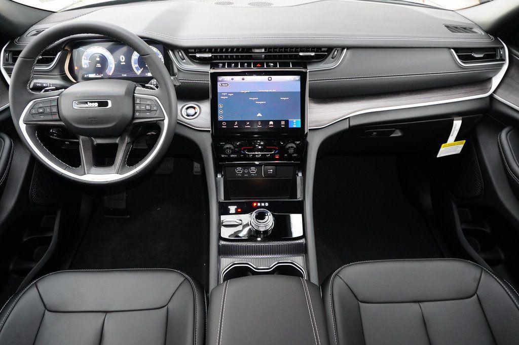 new 2025 Jeep Grand Cherokee L car, priced at $49,491