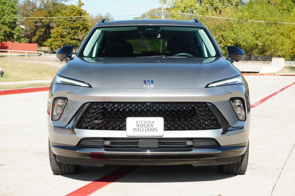 used 2025 Buick Envision car, priced at $28,999