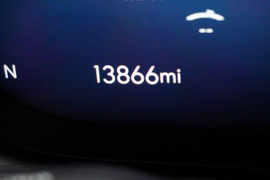 used 2025 Buick Envision car, priced at $28,999