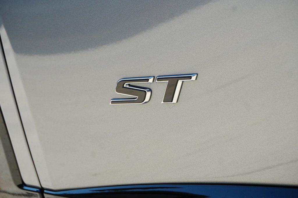 used 2025 Buick Envision car, priced at $28,999