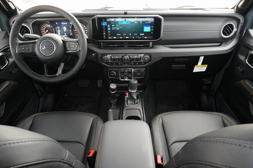 new 2025 Jeep Gladiator car, priced at $45,039