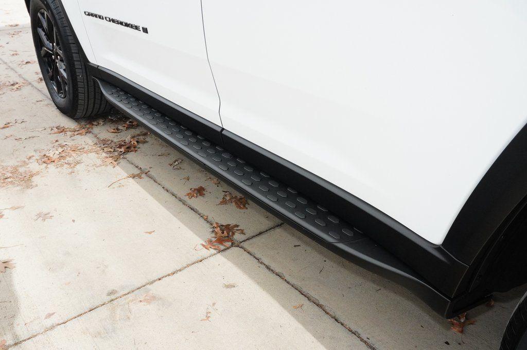 used 2024 Jeep Grand Cherokee L car, priced at $34,999