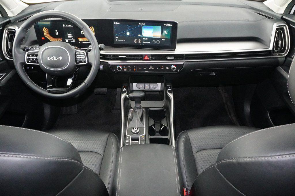 used 2025 Kia Sorento car, priced at $33,999