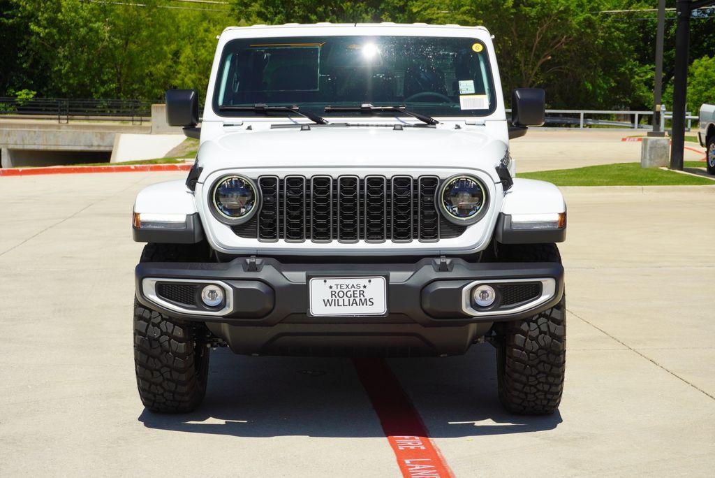 new 2026 Jeep Gladiator car, priced at $45,803