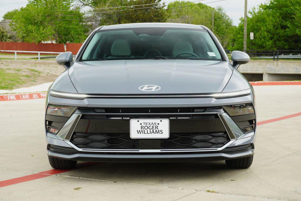 used 2025 Hyundai Sonata car, priced at $22,999