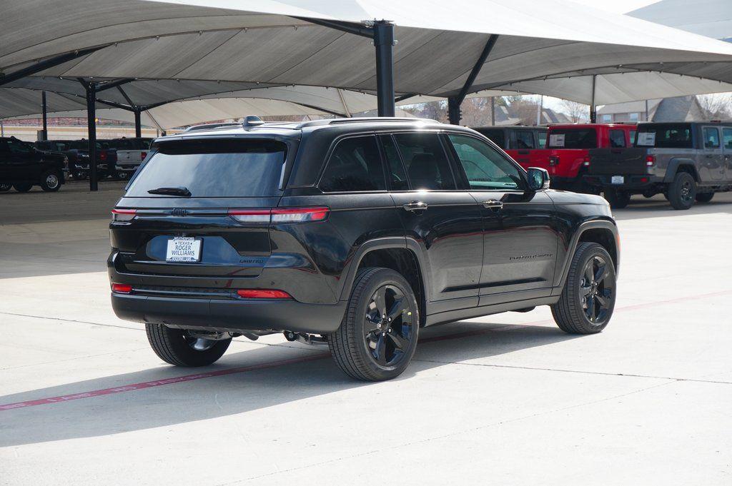 new 2025 Jeep Grand Cherokee car, priced at $47,354