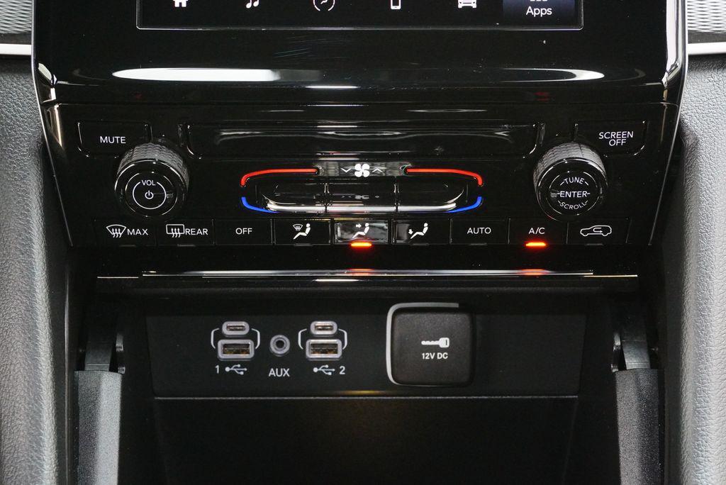 used 2025 Jeep Grand Cherokee L car, priced at $34,999