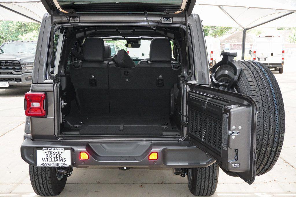 new 2025 Jeep Wrangler car, priced at $51,408