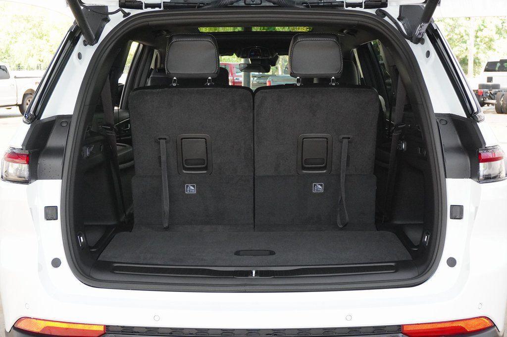 new 2025 Jeep Grand Cherokee L car, priced at $48,973