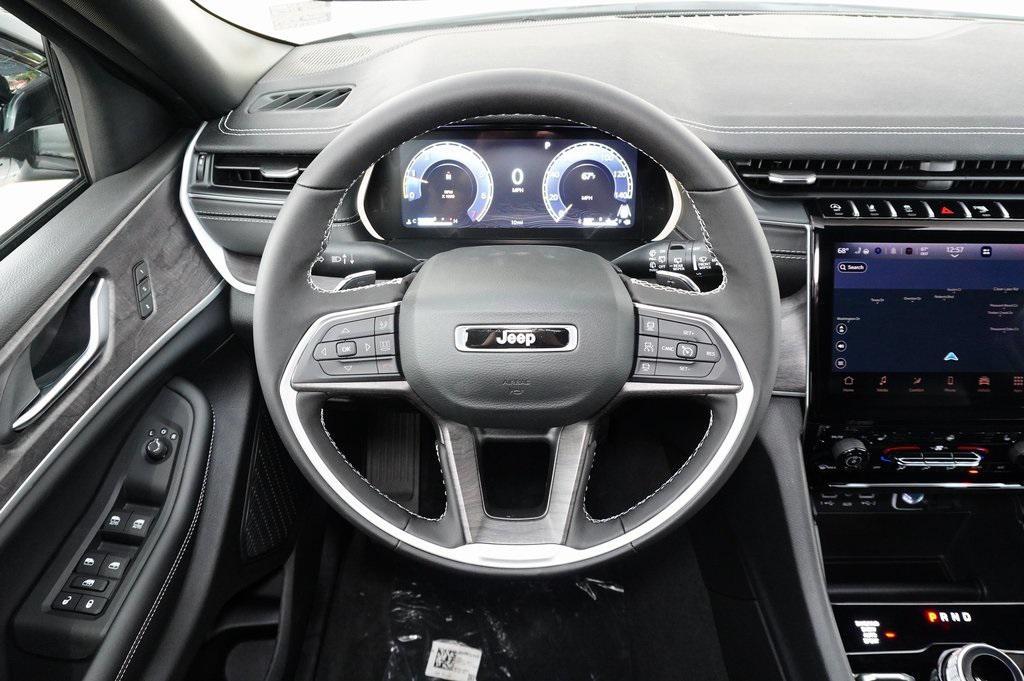 new 2025 Jeep Grand Cherokee L car, priced at $52,473