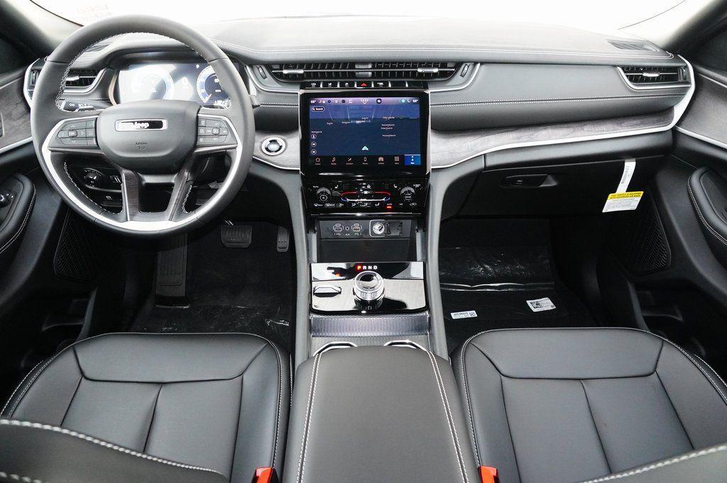new 2025 Jeep Grand Cherokee L car, priced at $48,973