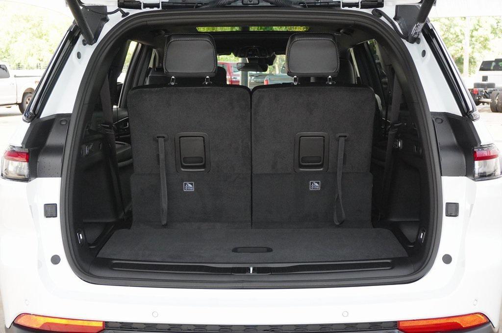 new 2025 Jeep Grand Cherokee L car, priced at $52,473