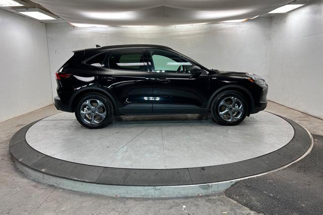 used 2025 Ford Escape car, priced at $24,784