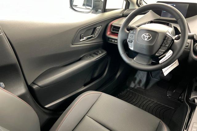 new 2026 Toyota Prius Plug-In Hybrid car, priced at $44,328