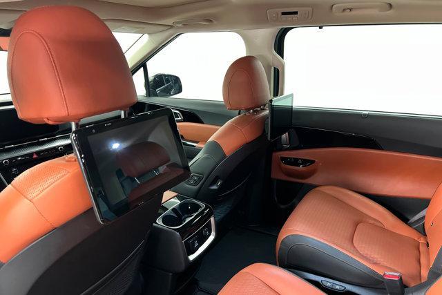 used 2024 Kia Carnival car, priced at $43,263