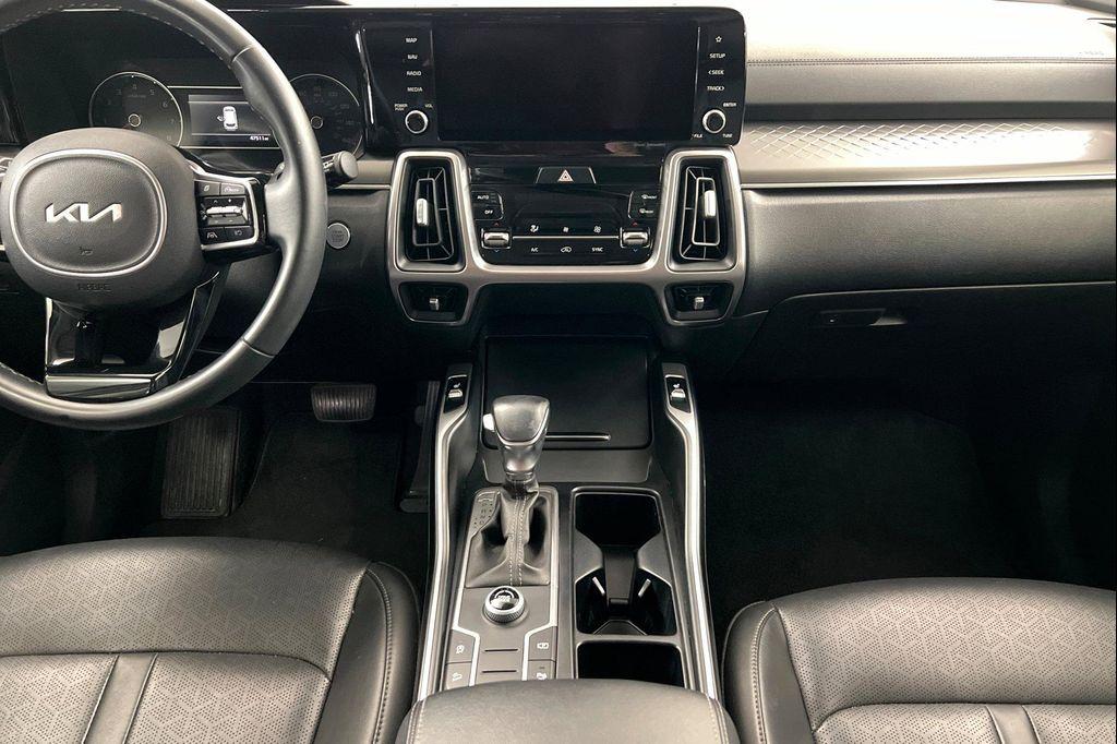 used 2022 Kia Sorento car, priced at $26,088