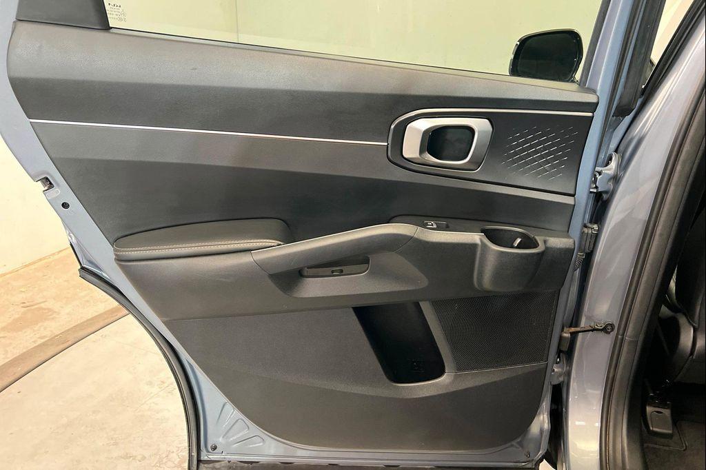 used 2022 Kia Sorento car, priced at $26,088