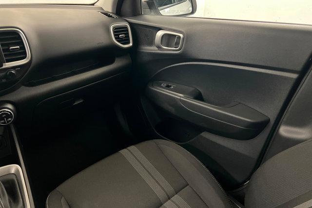 used 2025 Hyundai Venue car, priced at $23,062