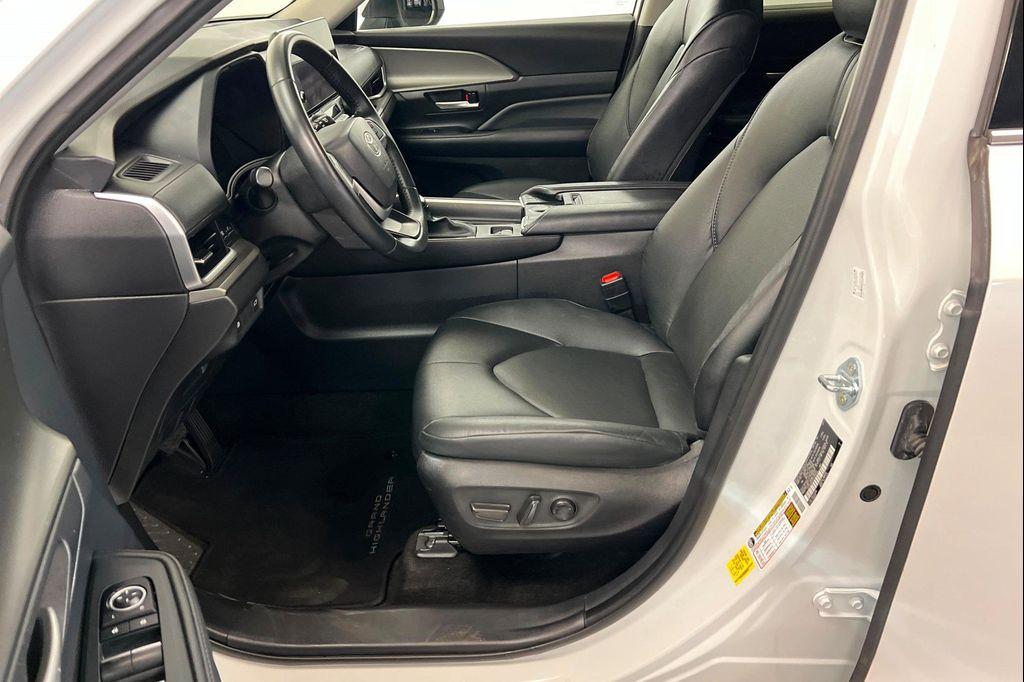 used 2025 Toyota Grand Highlander car, priced at $50,182