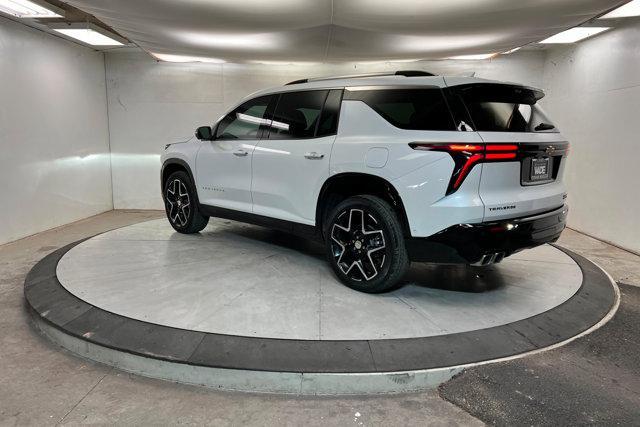 used 2025 Chevrolet Traverse car, priced at $48,692