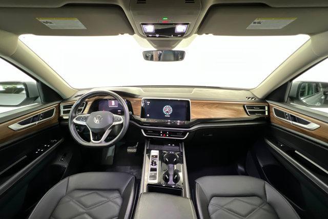 used 2025 Volkswagen Atlas car, priced at $33,438