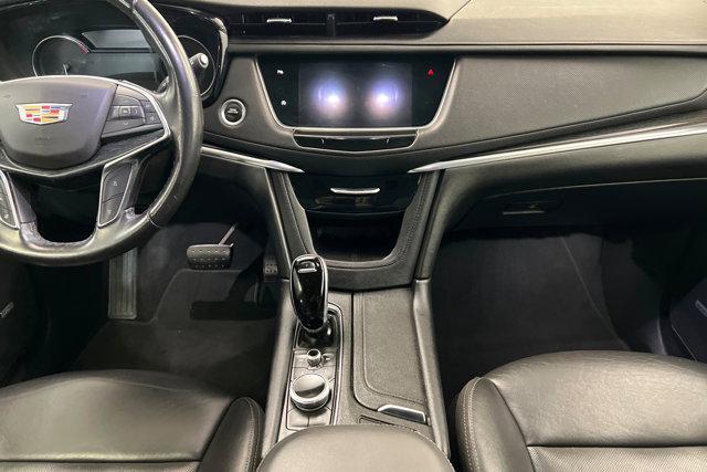 used 2020 Cadillac XT5 car, priced at $21,864