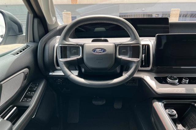 used 2025 Ford Expedition car, priced at $57,542