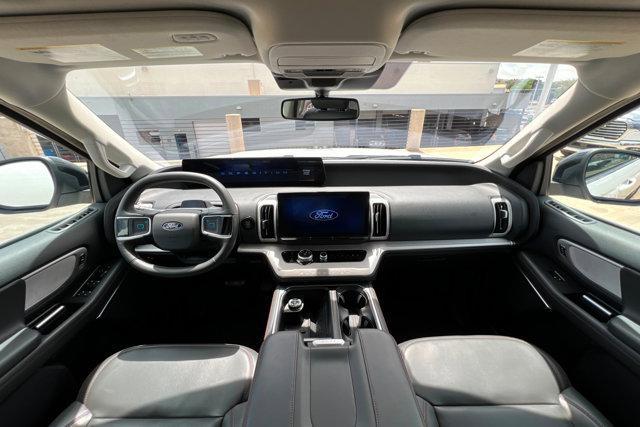 used 2025 Ford Expedition car, priced at $57,542