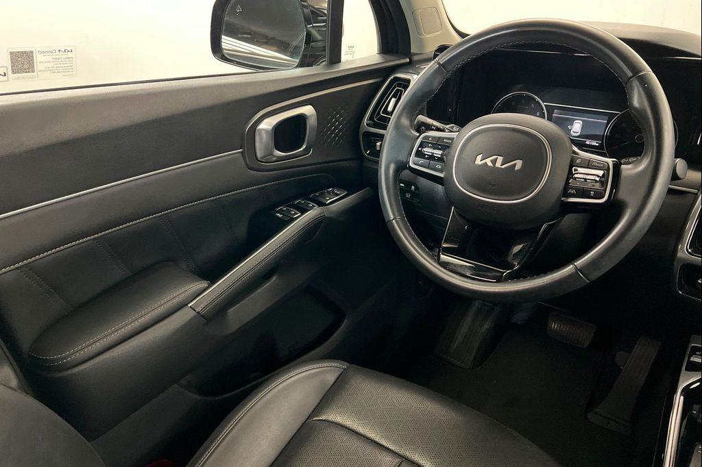 used 2022 Kia Sorento car, priced at $27,322
