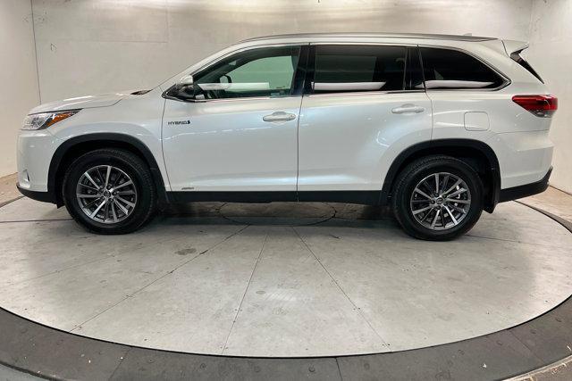 used 2019 Toyota Highlander Hybrid car, priced at $24,448