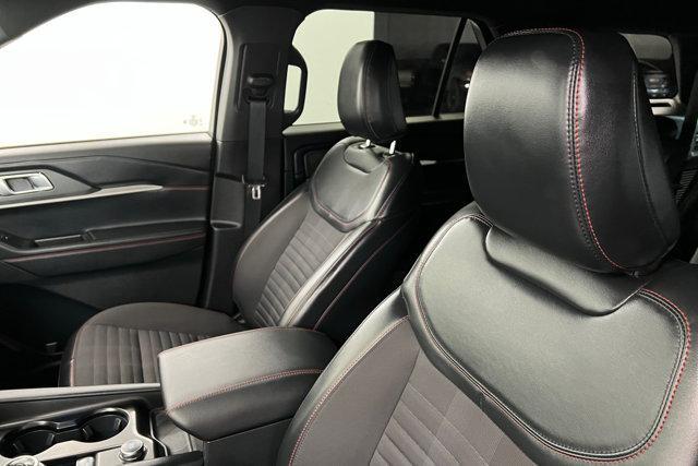 used 2025 Ford Explorer car, priced at $43,992