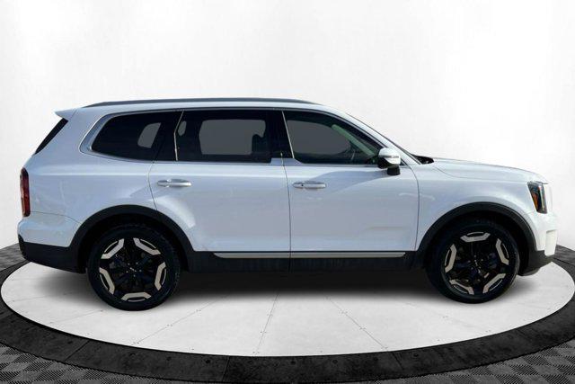 used 2023 Kia Telluride car, priced at $33,051