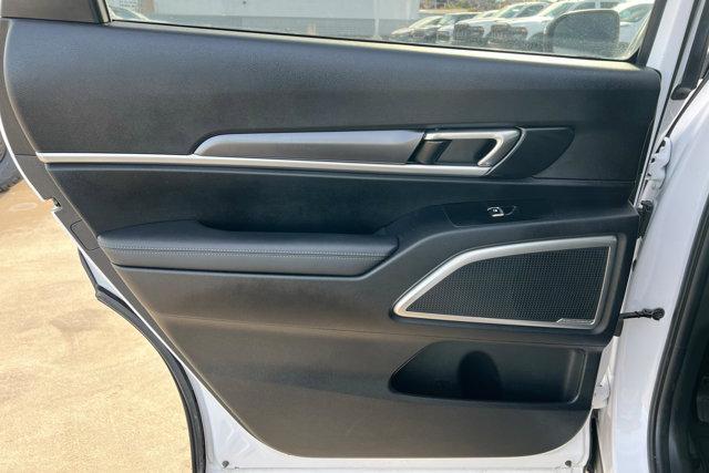 used 2023 Kia Telluride car, priced at $33,051