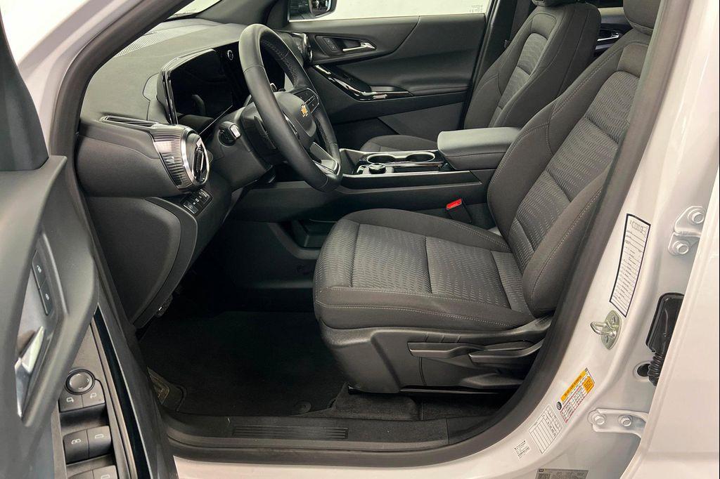 used 2026 Chevrolet Equinox car, priced at $33,281