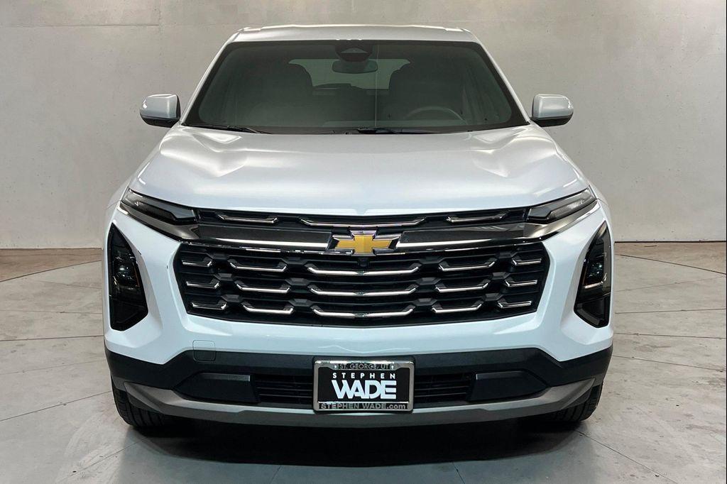 used 2026 Chevrolet Equinox car, priced at $33,281