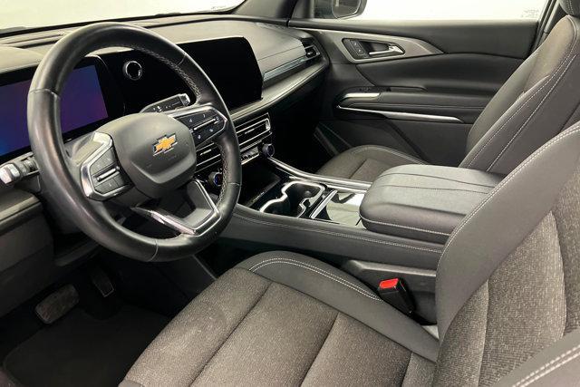 used 2024 Chevrolet Traverse car, priced at $35,042