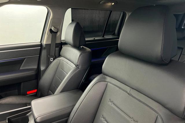 used 2024 Hyundai Santa Fe car, priced at $35,773