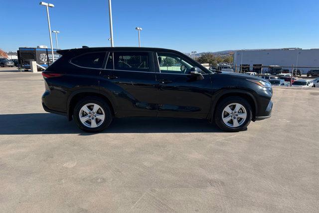 used 2024 Toyota Highlander car, priced at $32,843
