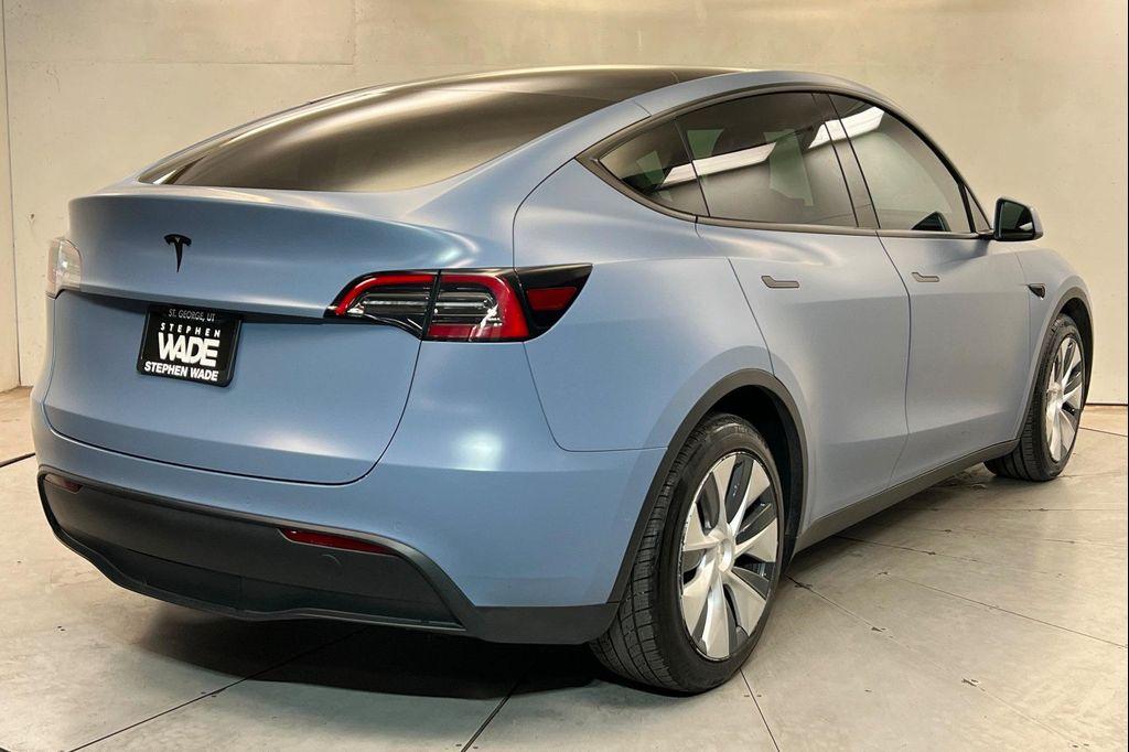 Tesla Model Y view 6