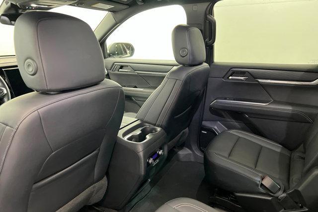 used 2024 GMC Acadia car, priced at $34,986