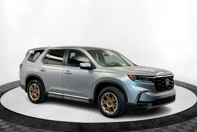 used 2024 Honda Pilot car, priced at $35,535