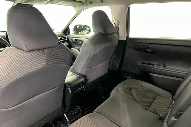 used 2022 Toyota Highlander Hybrid car, priced at $31,985