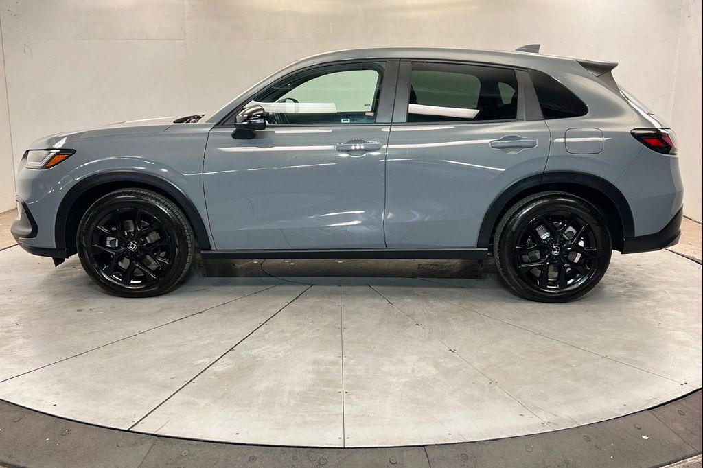 used 2025 Honda HR-V car, priced at $31,087