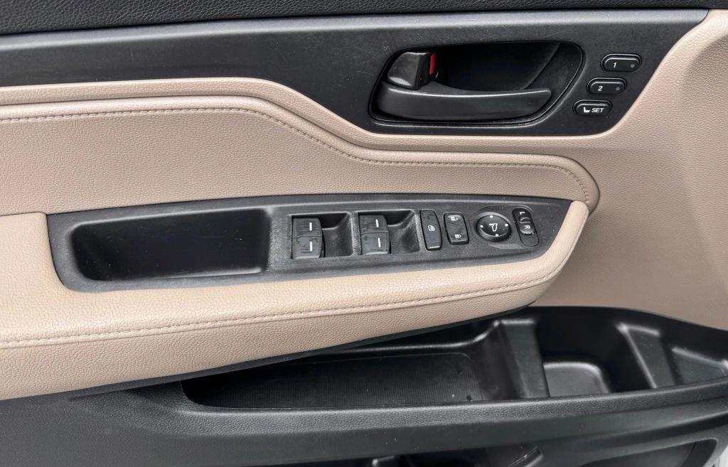 used 2021 Honda Odyssey car, priced at $15,999