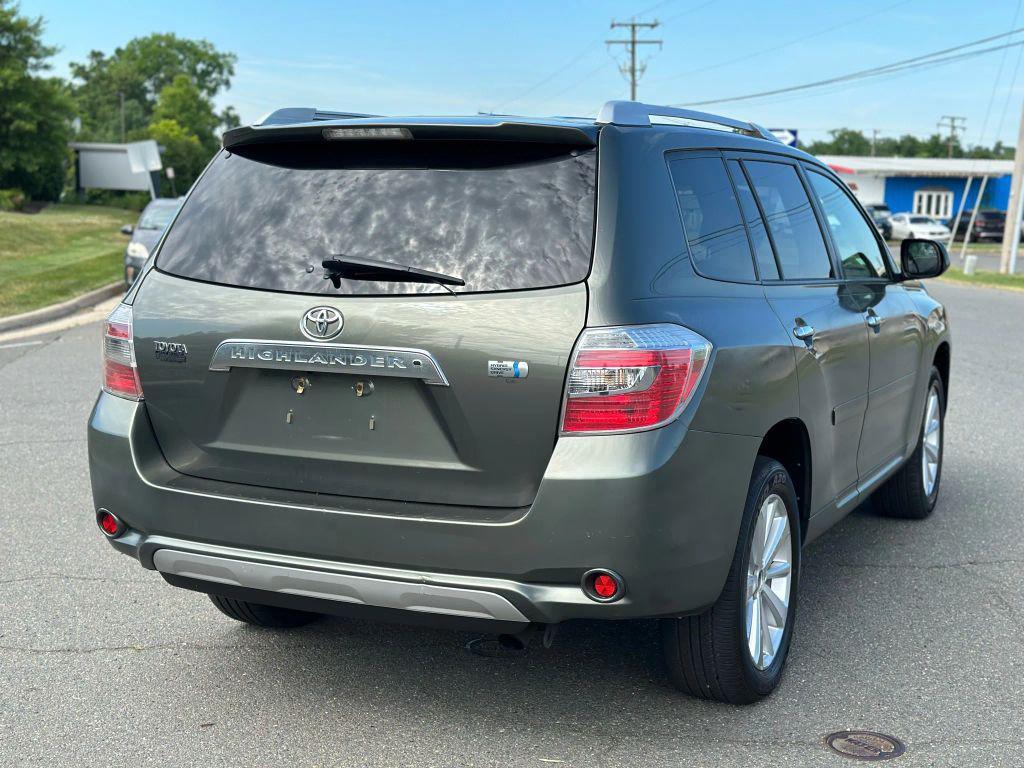 used 2008 Toyota Highlander Hybrid car, priced at $6,399
