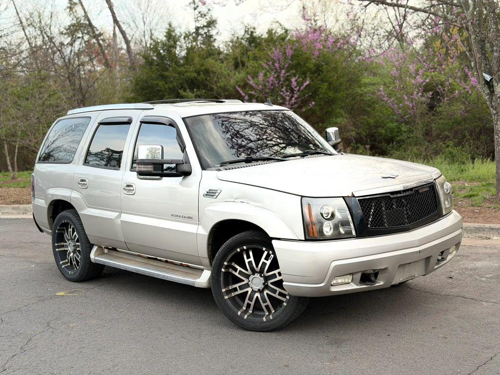 used 2006 Cadillac Escalade car, priced at $3,999