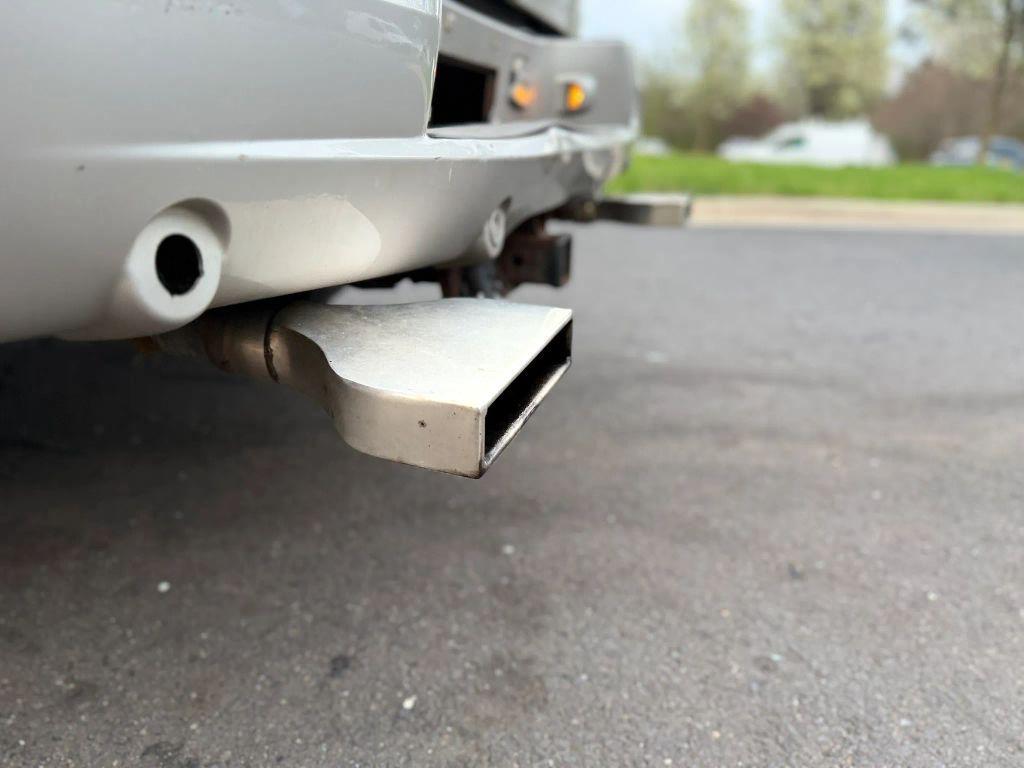 used 2006 Cadillac Escalade car, priced at $3,999